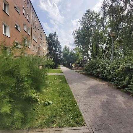 2050 Zwyciestwa 23 - Tanie - Samodzielne Zameldowanie - Self Check In Проживание в семье *