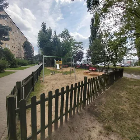 Проживание в семье 2050 Zwyciestwa 23 - Tanie - Samodzielne Zameldowanie - Self Check In Познань