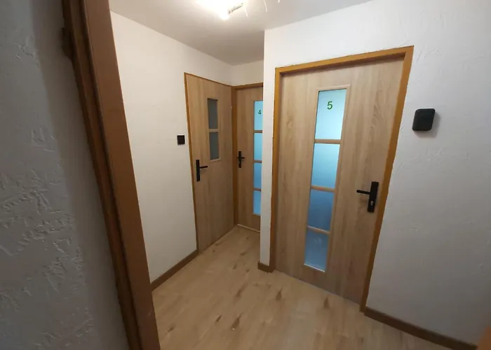 2050 Zwyciestwa 23 - Tanie - Samodzielne Zameldowanie - Self Check In Homestay *