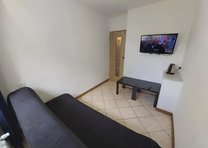 2050 Zwyciestwa 23 - Tanie - Samodzielne Zameldowanie - Self Check In * Poznan